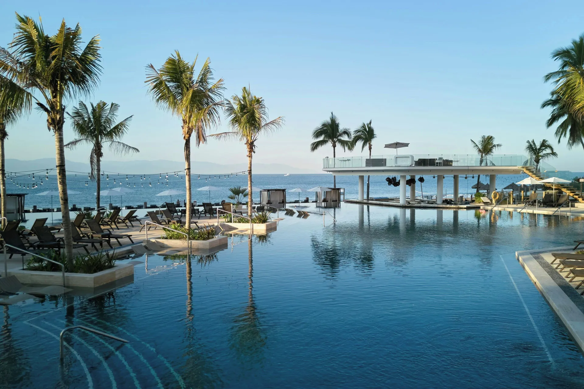 3 Best Destination Wedding Resorts in Puerto Vallarta