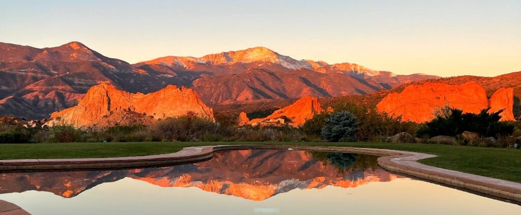 sunrise at garden of the gods - Colorado